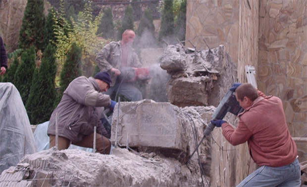 Демонтаж стен