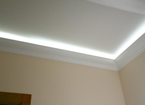 Плинтус потолочный 