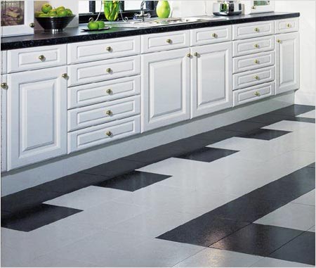 Отделка пола керамической плиткой