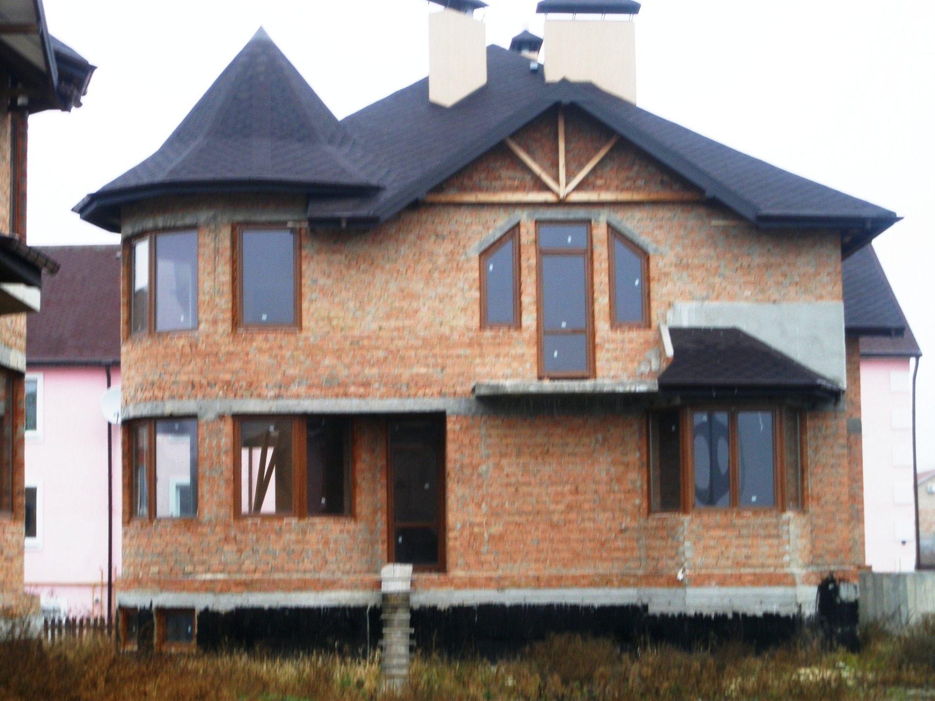 кирпичный дом недорого