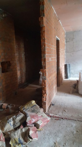 демонтаж кирпичной стены Демонтаж кирпичных перегородок