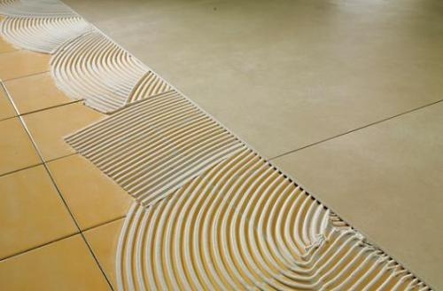 положить плитку на плитку